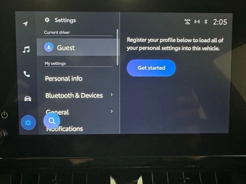 Used 2025 Toyota Corolla LE image 32