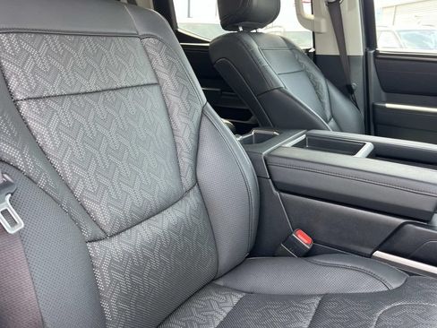 Used 2024 Toyota Tundra SR5 w/ SR5 Premium Package AWD/4WD image 30
