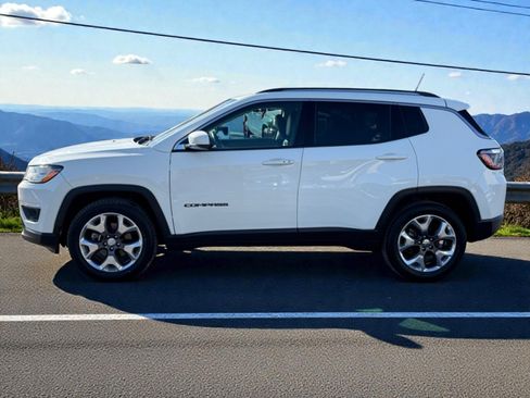 Used 2019 Jeep Compass Limited FWD image 4