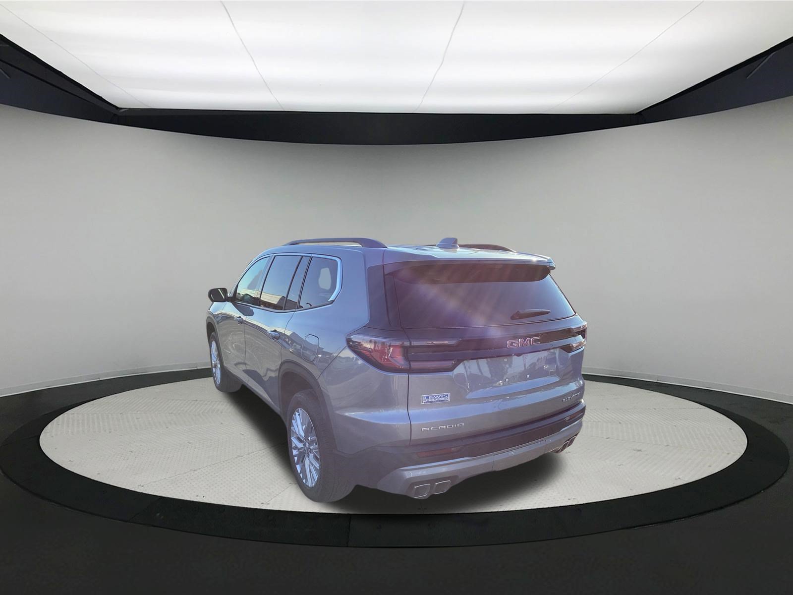 Used 2026 GMC Acadia Elevation w/ Elevation Premium Package FWD image 6