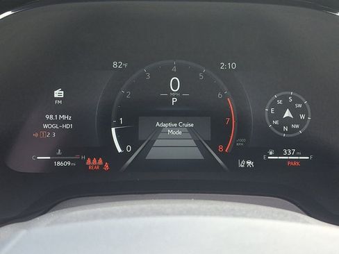 Used 2025 Lexus RX 350 Premium w/ Accessory Package AWD/4WD image 19
