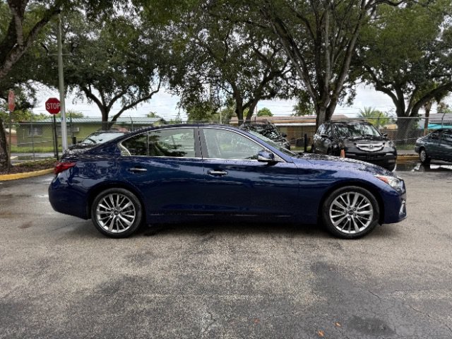 Used 2023 INFINITI Q50 Luxe w/ Cargo Package RWD image 4