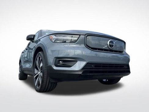 Used 2021 Volvo XC40 P8 Recharge w/ Advanced Package image 54