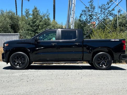 Used 2022 Chevrolet Silverado 1500 Custom w/ LPO, Dark Essentials Package AWD/4WD image 7