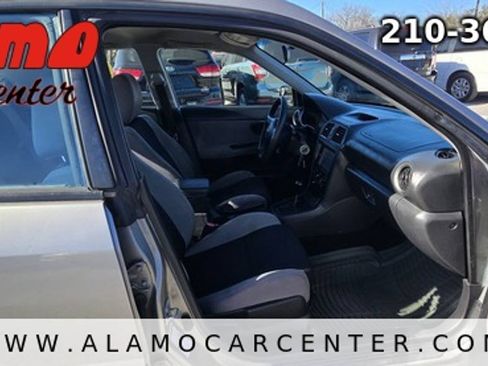 Used 2006 Subaru Impreza 2.5i AWD/4WD image 13