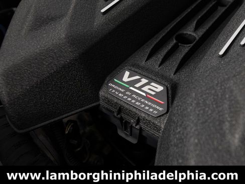 Used 2024 Lamborghini Revuelto AWD/4WD image 49