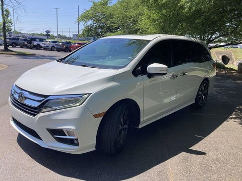 Used 2020 Honda Odyssey Elite image 5