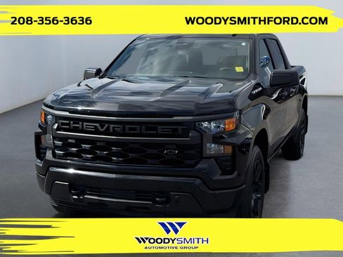 Used 2024 Chevrolet Silverado 1500 Custom AWD/4WD image 1