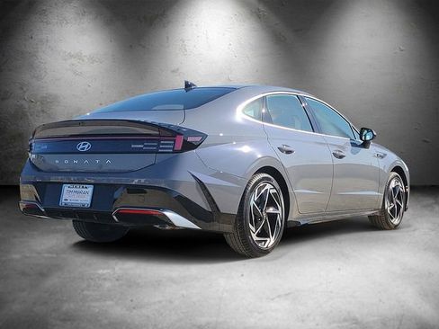 New 2026 Hyundai Sonata SEL image 3