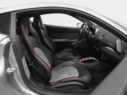 Certified 2018 Ferrari 488 GTB RWD image 24