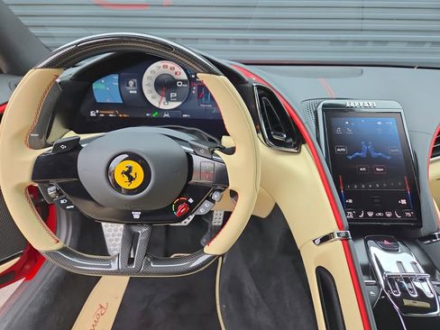 Used 2024 Ferrari Roma RWD image 8