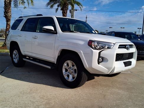 Used 2023 Toyota 4Runner SR5 Premium image 16