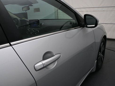 Used 2022 Nissan Sentra SV FWD image 15