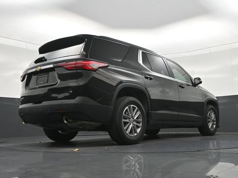 Used 2024 Chevrolet Traverse LT FWD image 28