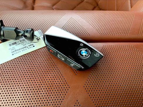 Certified 2023 BMW 760i xDrive image 14