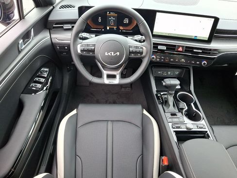 New 2026 Kia K5 GT-Line FWD image 11