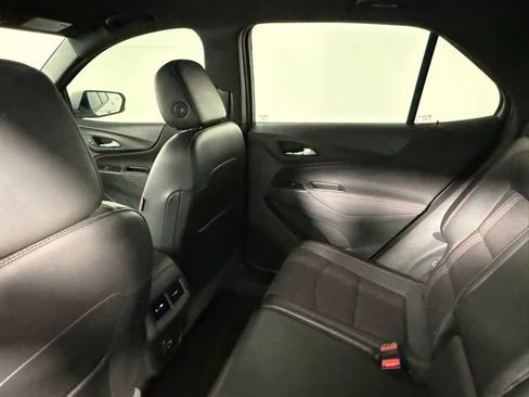 Used 2022 Chevrolet Equinox RS image 38