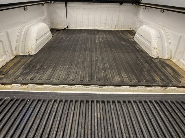 Used 2004 Chevrolet Silverado 2500 LS AWD/4WD image 19