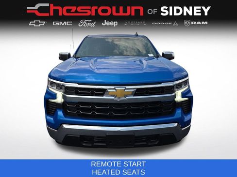 Used 2025 Chevrolet Silverado 1500 LT AWD/4WD image 2