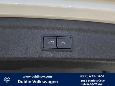 Used 2021 Audi Q3 2.0T Premium w/ Convenience Package AWD/4WD image 26