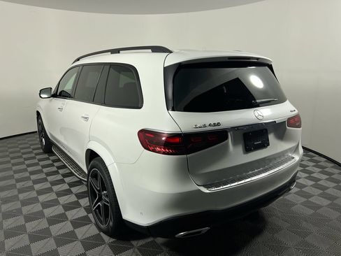 Used 2024 Mercedes-Benz GLS 450 4MATIC image 5