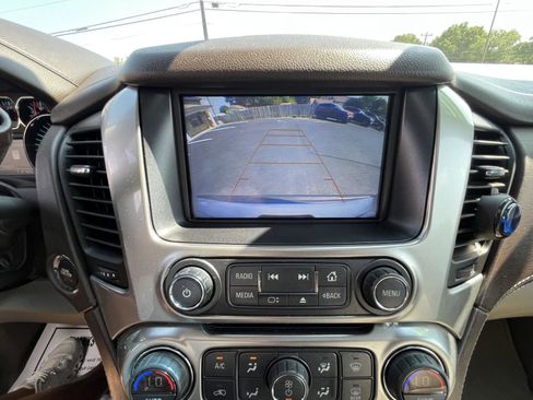 Used 2018 Chevrolet Tahoe LT image 8
