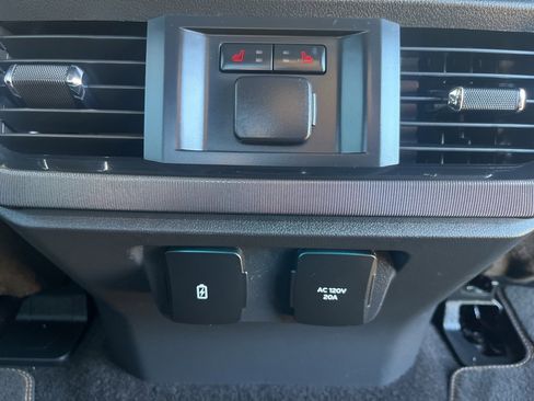 Used 2022 Ford F150 Platinum w/ Equipment Group 701A High image 26