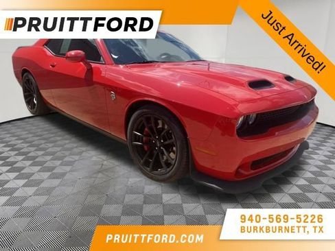 Used 2023 Dodge Challenger SRT Hellcat RWD image 1