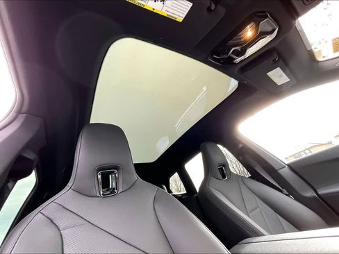 Used 2025 BMW iX xDrive50 image 23