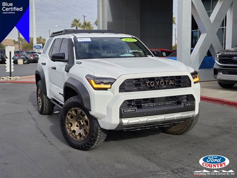 Used 2025 Toyota 4Runner Trailhunter image 1