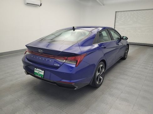 Used 2023 Hyundai Elantra Limited w/ Winter Weather Package FWD image 9