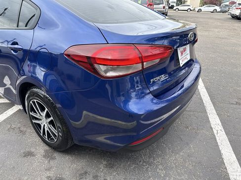 Used 2018 Kia Forte LX w/ LX Popular Package image 7