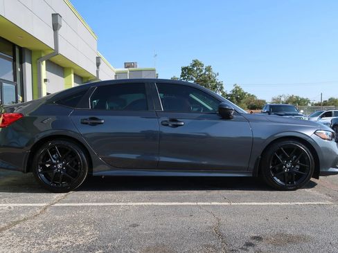 Used 2024 Honda Civic Sport image 7