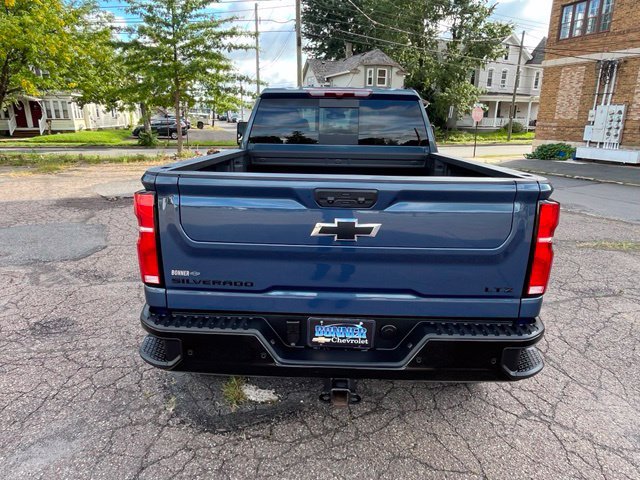 Used 2026 Chevrolet Silverado 2500 LTZ w/ Trail Boss Package AWD/4WD image 5