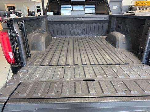 Used 2019 GMC Sierra 1500 AT4 w/ AT4 Premium Package image 8