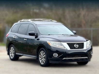 Used 2015 Nissan Pathfinder SV