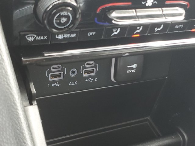 Used 2023 Jeep Grand Cherokee Limited w/ Luxury Tech Group II AWD/4WD image 30