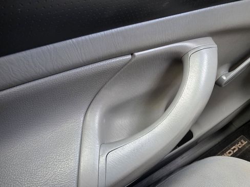 Used 2013 Toyota Tacoma 2WD Regular Cab image 9