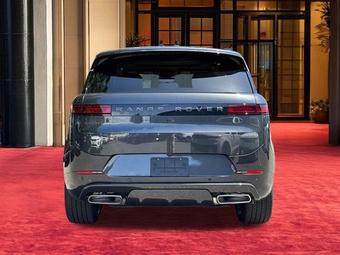 New 2026 Land Rover Range Rover Sport Dynamic SE AWD/4WD image 10