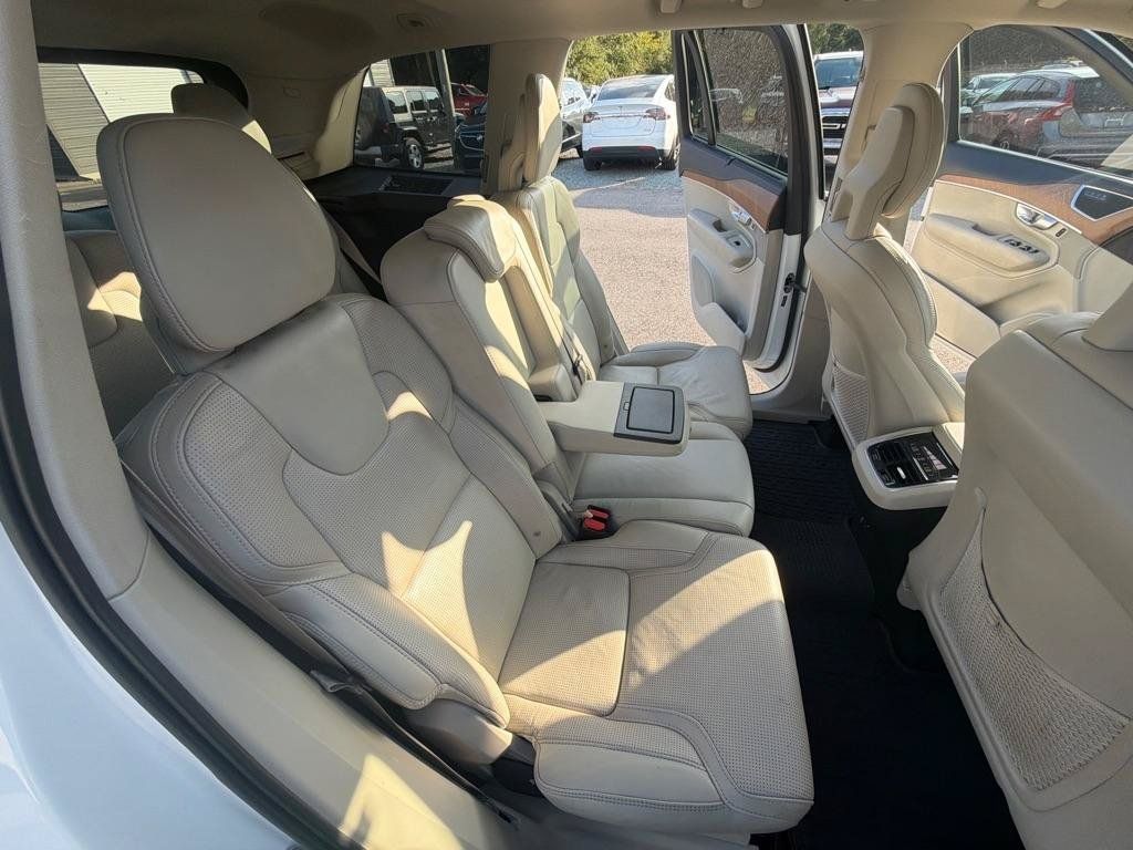 Used 2017 Volvo XC90 T6 Inscription w/ Vision Package AWD/4WD image 33