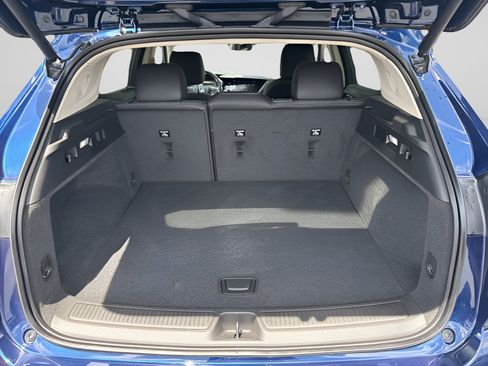 Used 2023 Buick Envision Preferred AWD/4WD image 9