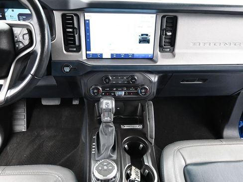 Certified 2024 Ford Bronco Outer Banks image 13