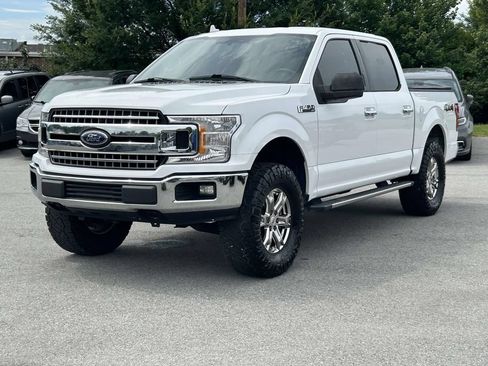Used 2018 Ford F150 XLT w/ Equipment Group 302A Luxury AWD/4WD image 3