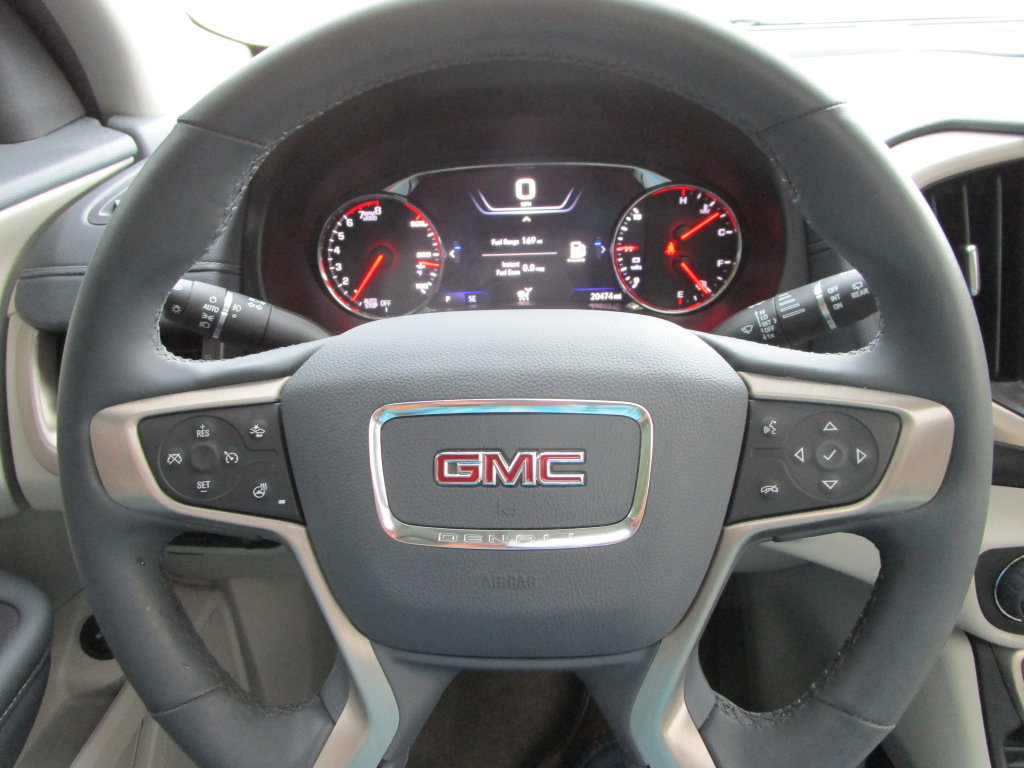 Used 2024 GMC Terrain Denali w/ Denali Premium Package AWD/4WD image 36