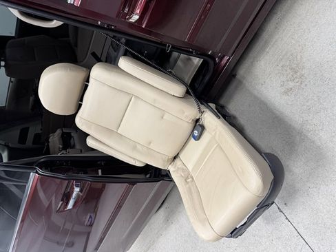 Used 2011 Honda Odyssey Touring Elite image 13