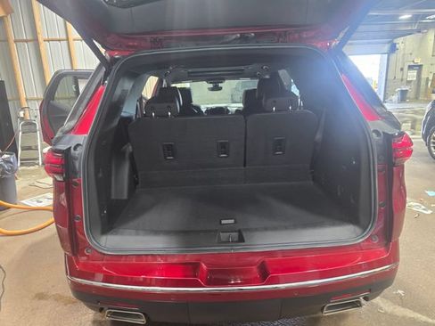 Used 2022 Chevrolet Traverse High Country AWD/4WD image 26