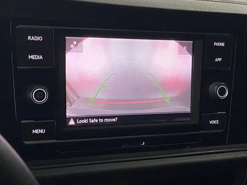 Used 2024 Volkswagen Jetta S image 5