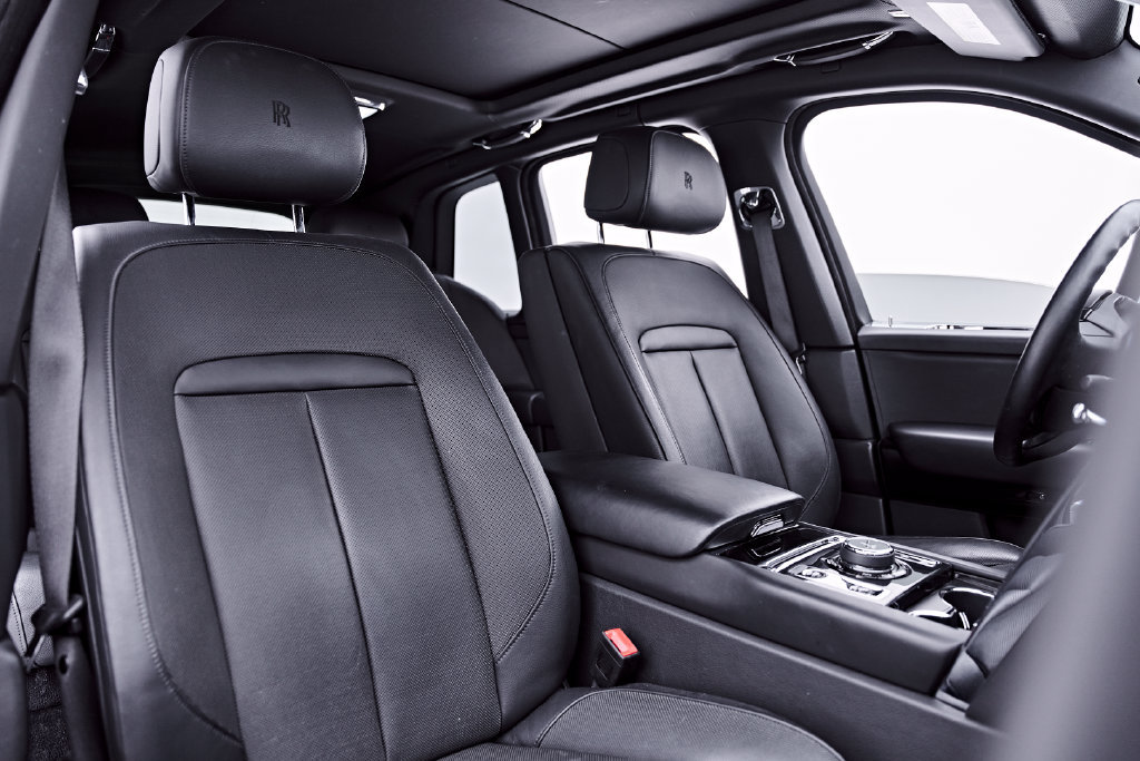 Used 2020 Rolls-Royce Cullinan AWD/4WD image 54