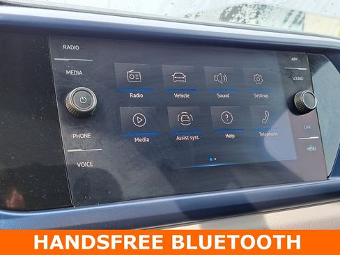 Used 2022 Volkswagen Taos SE image 14