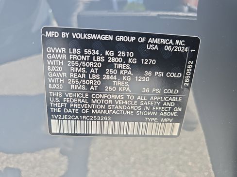 Used 2024 Volkswagen Atlas Cross Sport SE w/ Panoramic Sunroof Package image 34